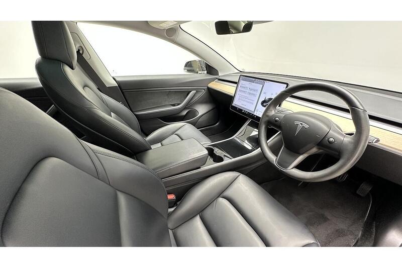 Used Tesla Model 3 2019 for sale - 76784602: Photo 32