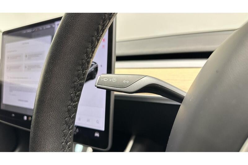Used Tesla Model 3 2019 for sale - 76784602: Photo 38