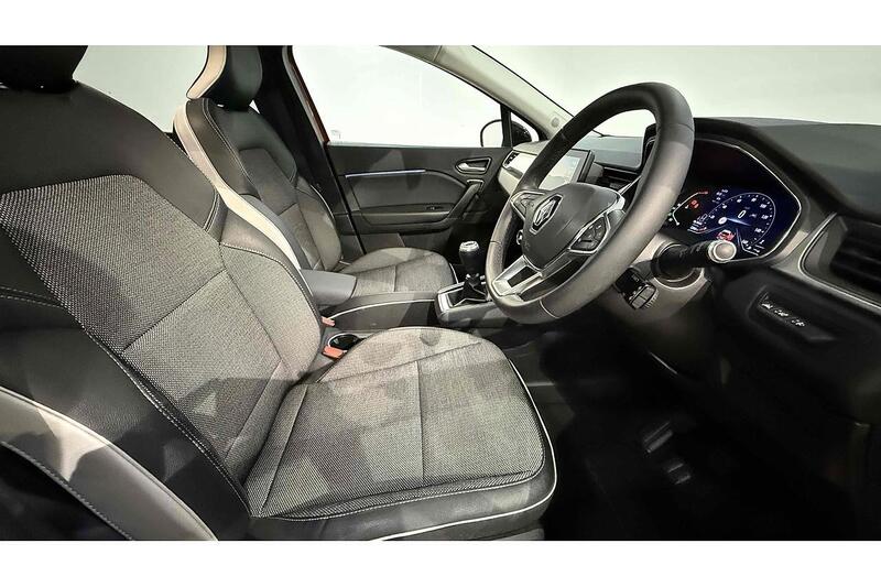 Used Renault Captur 2021 for sale - 76784308: Photo 25