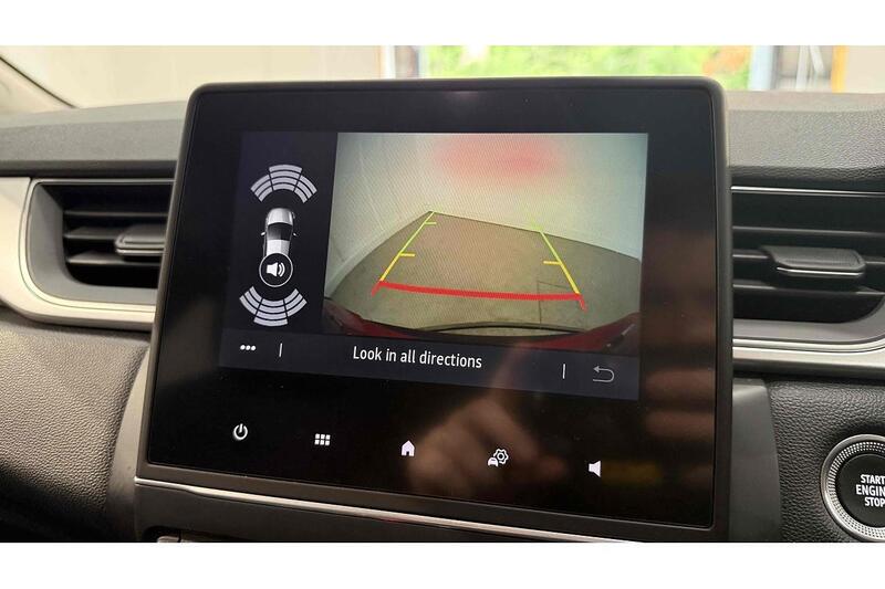 Used Renault Captur 2021 for sale - 76784308: Photo 38