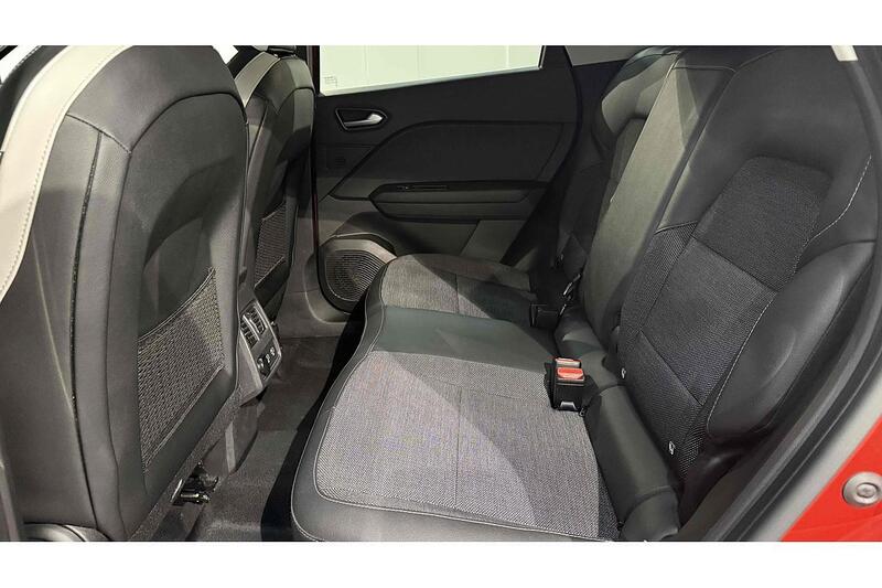 Used Renault Captur 2021 for sale - 76784308: Photo 44