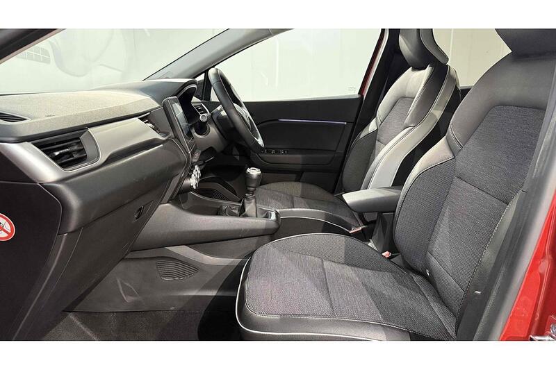 Used Renault Captur 2021 for sale - 76784308: Photo 45