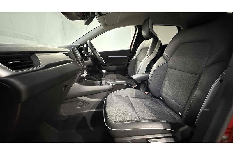 Used Renault Captur 2021 for sale - 76784308: Photo 48