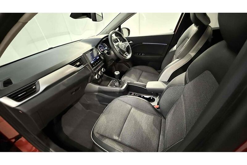 Used Renault Captur 2021 for sale - 76784308: Photo 50