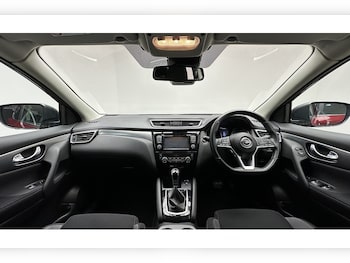 Used Nissan Qashqai 2018 for sale - 77213054: Photo