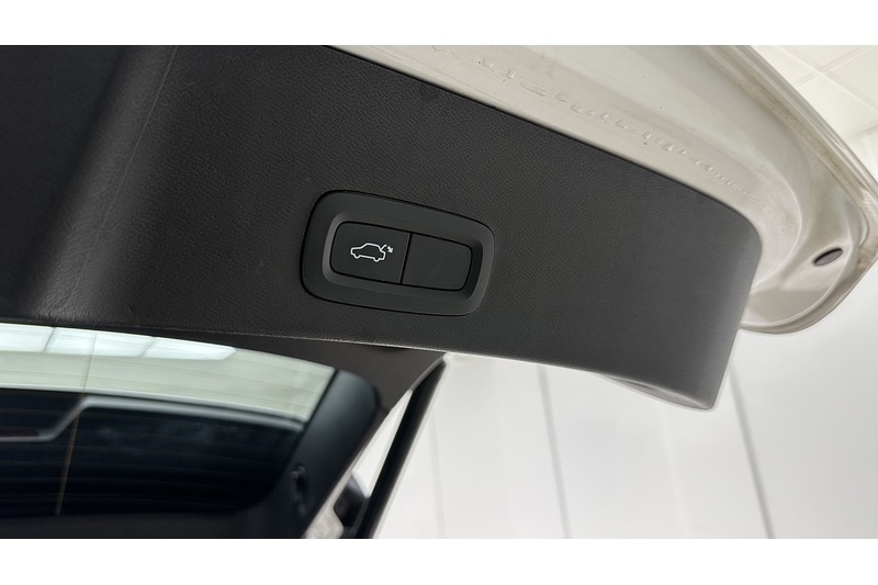 Used Volvo XC40 2020 for sale - 78197541: Photo 52