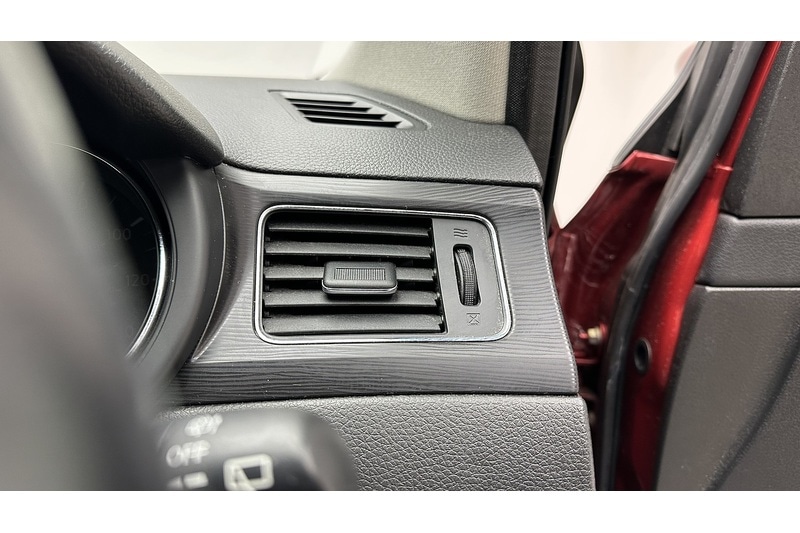 Used Nissan Pulsar 2017 for sale - 76784435: Photo 31