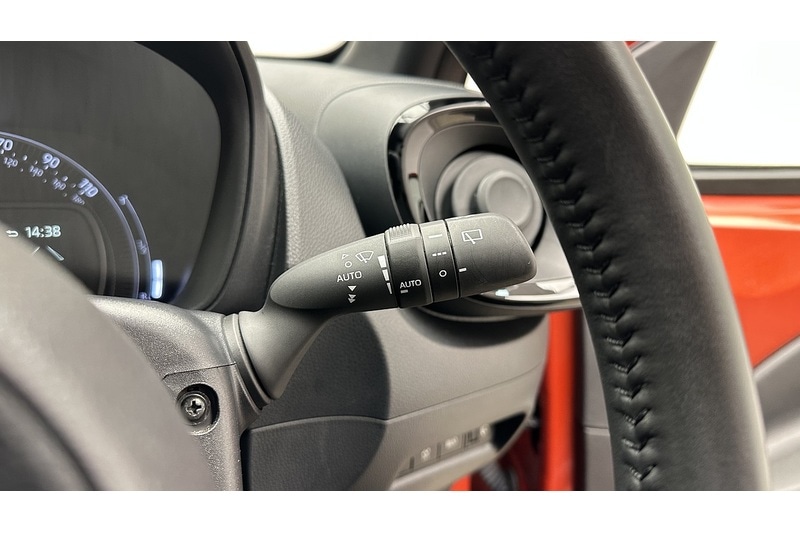 Used Toyota Aygo X 2022 for sale - 76784385: Photo 32