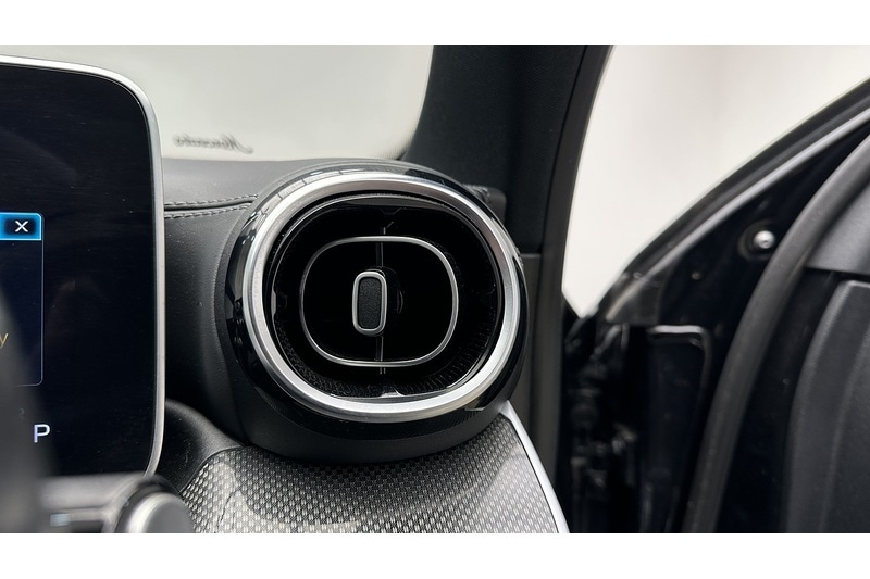 Used Mercedes-Benz C Class 2023 for sale - 77147737: Photo 32