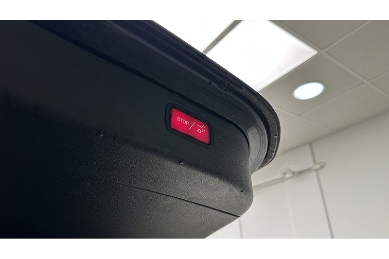 Used Mercedes-Benz C Class 2023 for sale - 77147737: Photo 51