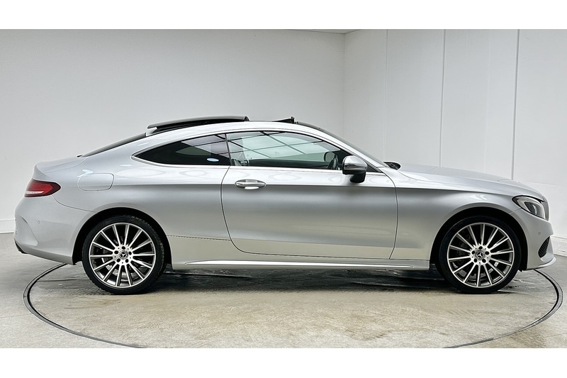 Used Mercedes-Benz C Class 2017 for sale - 76784438: Photo 6