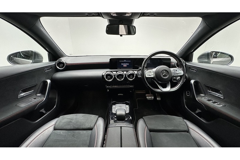 Used Mercedes-Benz A-Class 2021 for sale - 76784389: Photo 2