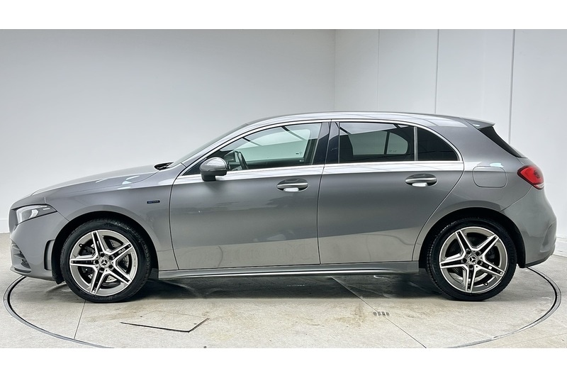 Used Mercedes-Benz A-Class 2021 for sale - 76784389: Photo 8