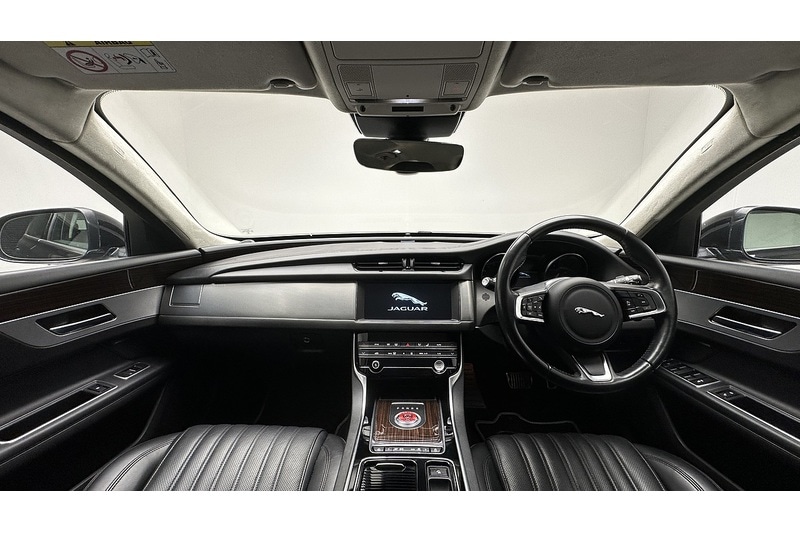 Used Jaguar XF 2019 for sale - 78197530: Photo 2