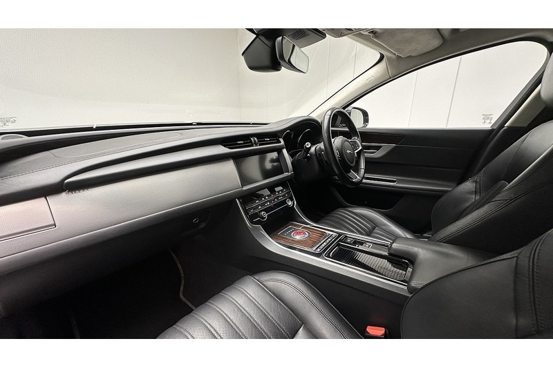 Used Jaguar XF 2019 for sale - 78197530: Photo 20