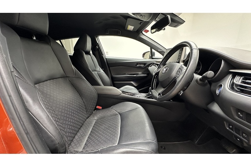 Used Toyota C-HR 2020 for sale - 77234462: Photo 30