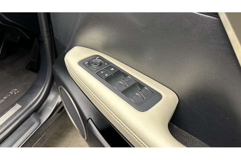 Used Lexus RX 2020 for sale - 76784536: Photo 31