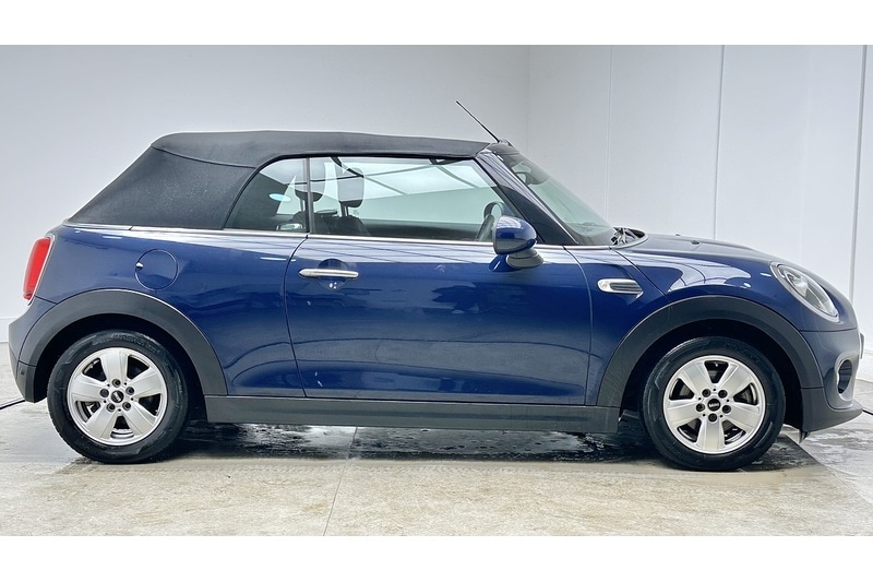 Used MINI Convertible 2019 for sale - 77213101: Photo 16