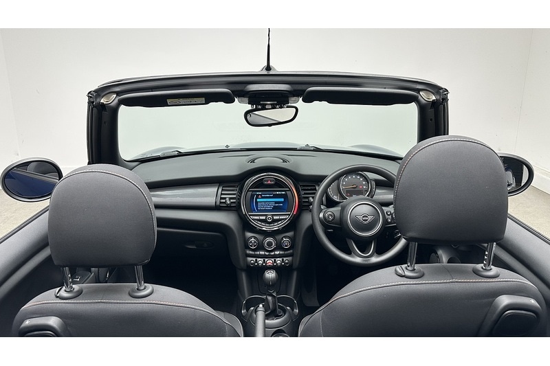 Used MINI Convertible 2019 for sale - 77213101: Photo 2