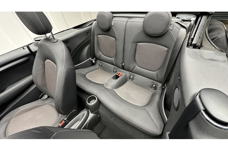 Used MINI Convertible 2019 for sale - 77213101: Photo 28