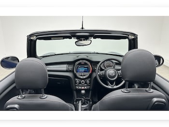 Used MINI Convertible 2019 for sale - 77213101: Photo