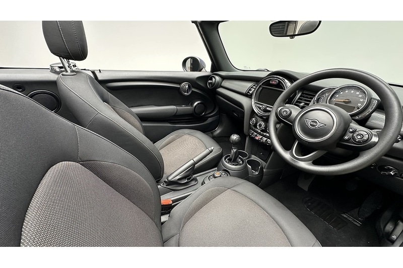 Used MINI Convertible 2019 for sale - 77213101: Photo 32