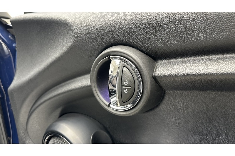 Used MINI Convertible 2019 for sale - 77213101: Photo 35