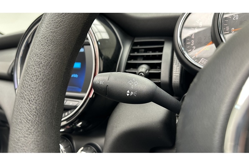 Used MINI Convertible 2019 for sale - 77213101: Photo 38