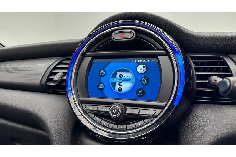 Used MINI Convertible 2019 for sale - 77213101: Photo 46