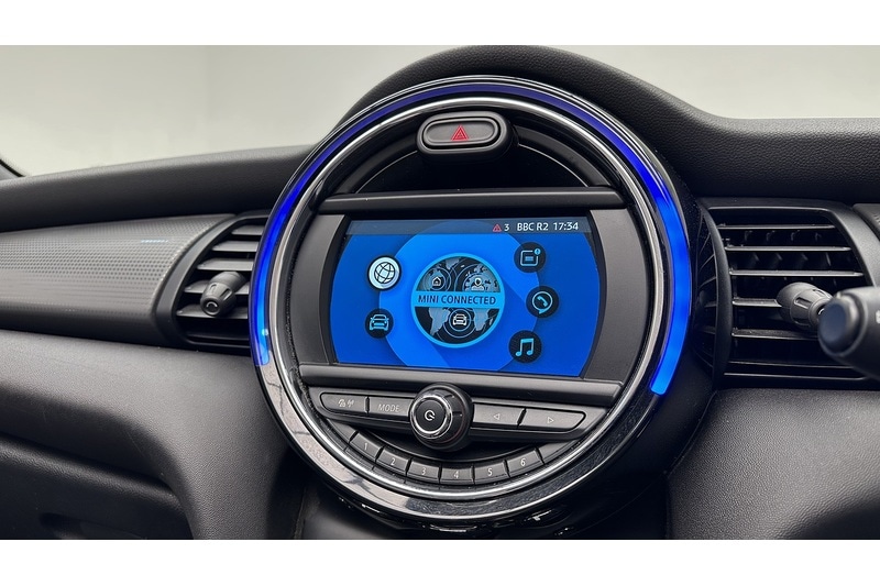 Used MINI Convertible 2019 for sale - 77213101: Photo 47