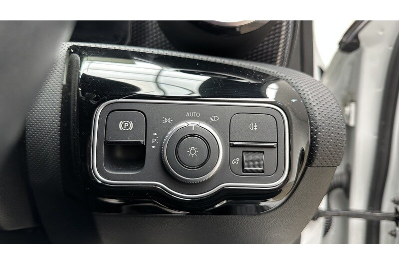 Used Mercedes-Benz A-Class for sale - 77880666: Photo 35