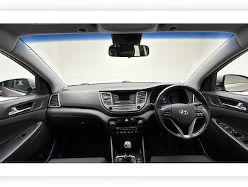 Used Hyundai TUCSON 2018 for sale - 76784544: Photo