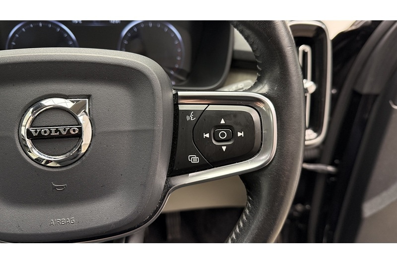 Used Volvo XC40 2020 for sale - 76784321: Photo 28