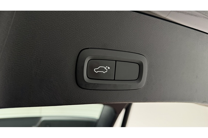 Used Volvo XC40 2020 for sale - 76784321: Photo 46