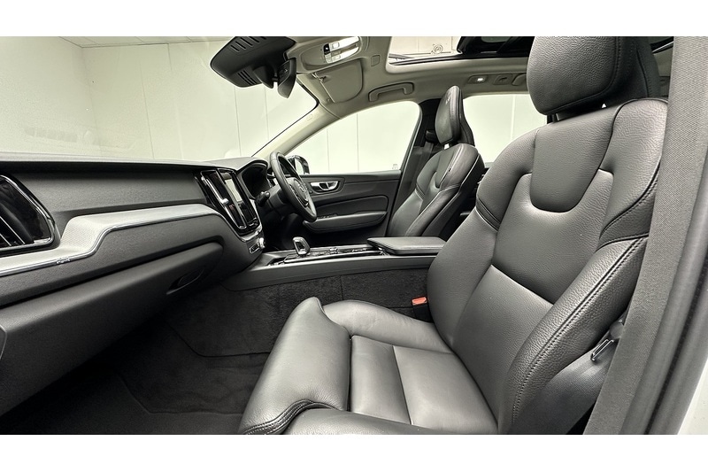 Used Volvo XC60 2022 for sale - 76784567: Photo 22