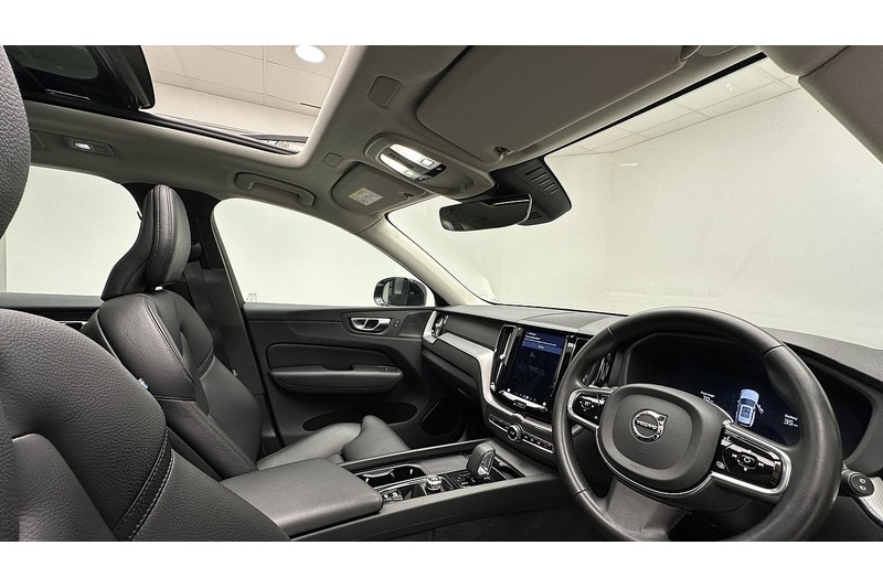 Used Volvo XC60 2022 for sale - 76784567: Photo 35
