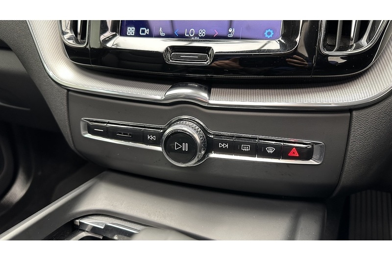 Used Volvo XC60 2022 for sale - 76784567: Photo 53