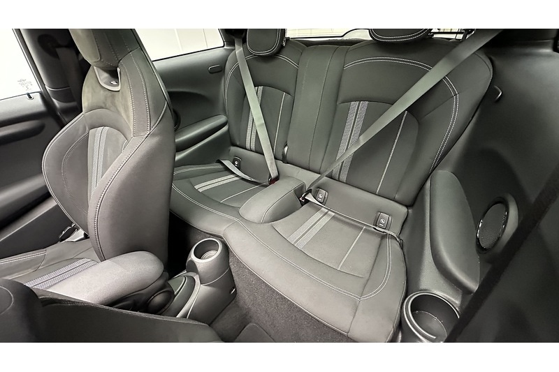 Used MINI Hatch 2019 for sale - 76784479: Photo 23