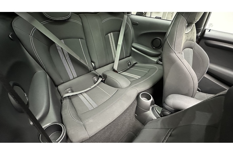 Used MINI Hatch 2019 for sale - 76784479: Photo 27