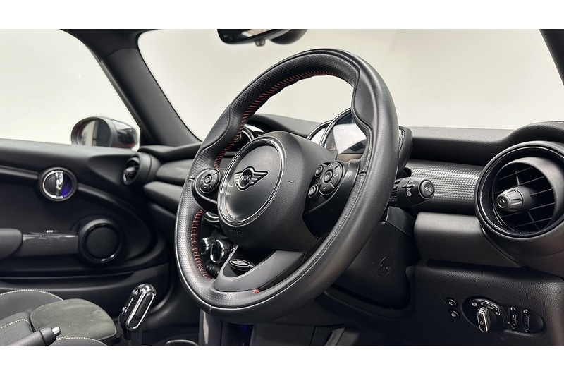 Used MINI Hatch 2019 for sale - 76784479: Photo 28