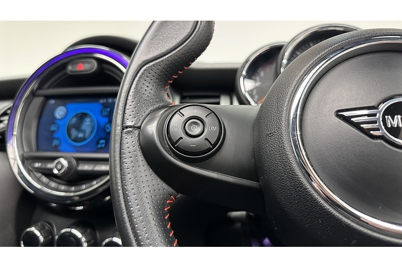 Used MINI Hatch 2019 for sale - 76784479: Photo 36