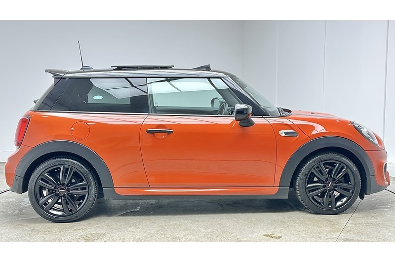 Used MINI Hatch 2019 for sale - 76784479: Photo 5