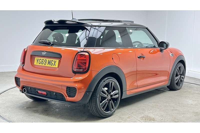 Used MINI Hatch 2019 for sale - 76784479: Photo 9