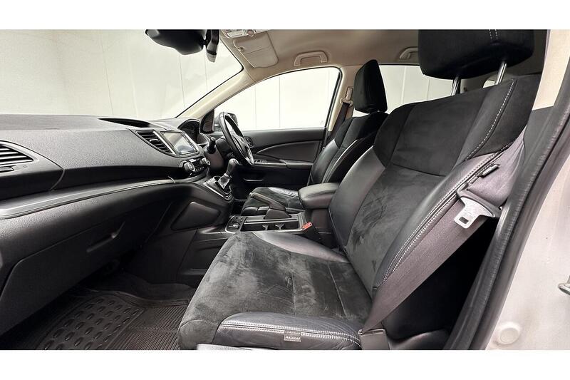 Used Honda CR-V 2017 for sale - 76784503: Photo 20