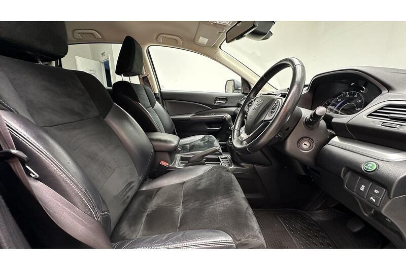 Used Honda CR-V 2017 for sale - 76784503: Photo 27