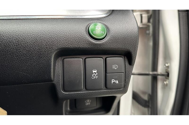 Used Honda CR-V 2017 for sale - 76784503: Photo 32