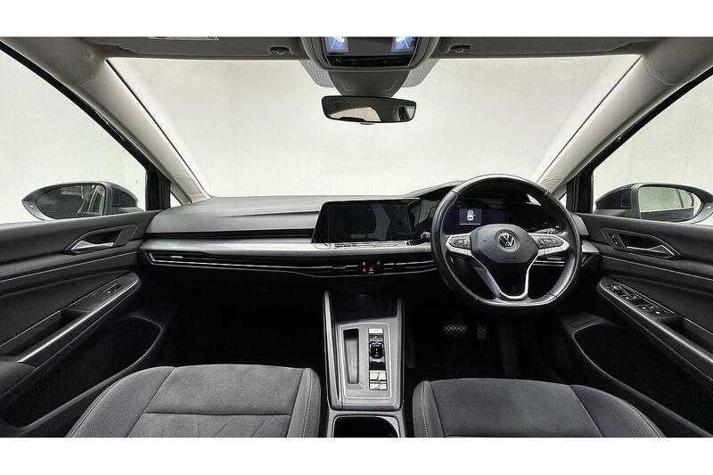 Used Volkswagen Golf 2021 for sale - 76784315: Photo 2