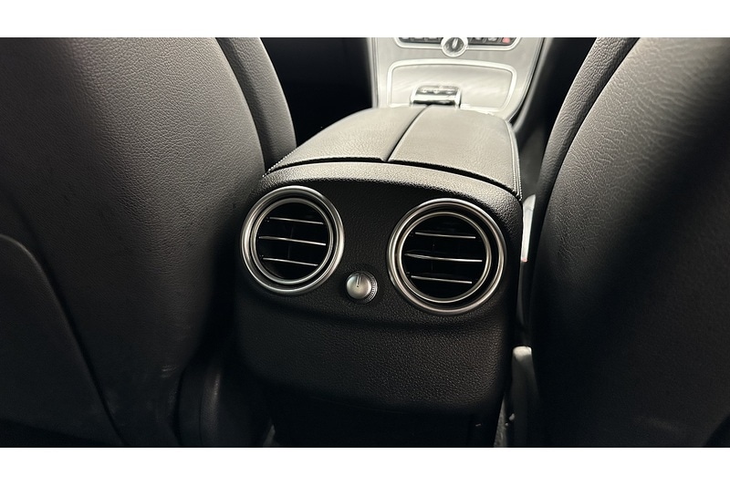 Used Mercedes-Benz C Class 2021 for sale - 77617856: Photo 26