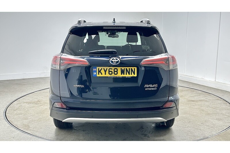 Used Toyota RAV4 2018 for sale - 76784297: Photo 11