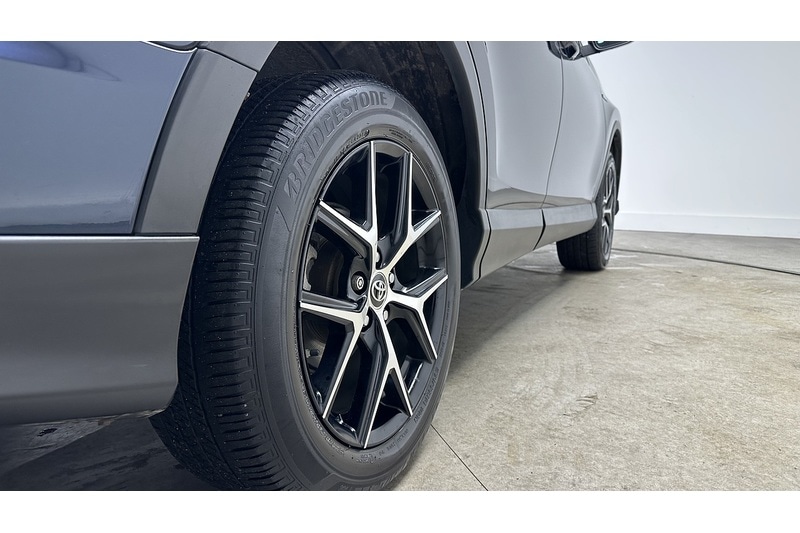 Used Toyota RAV4 2018 for sale - 76784297: Photo 18